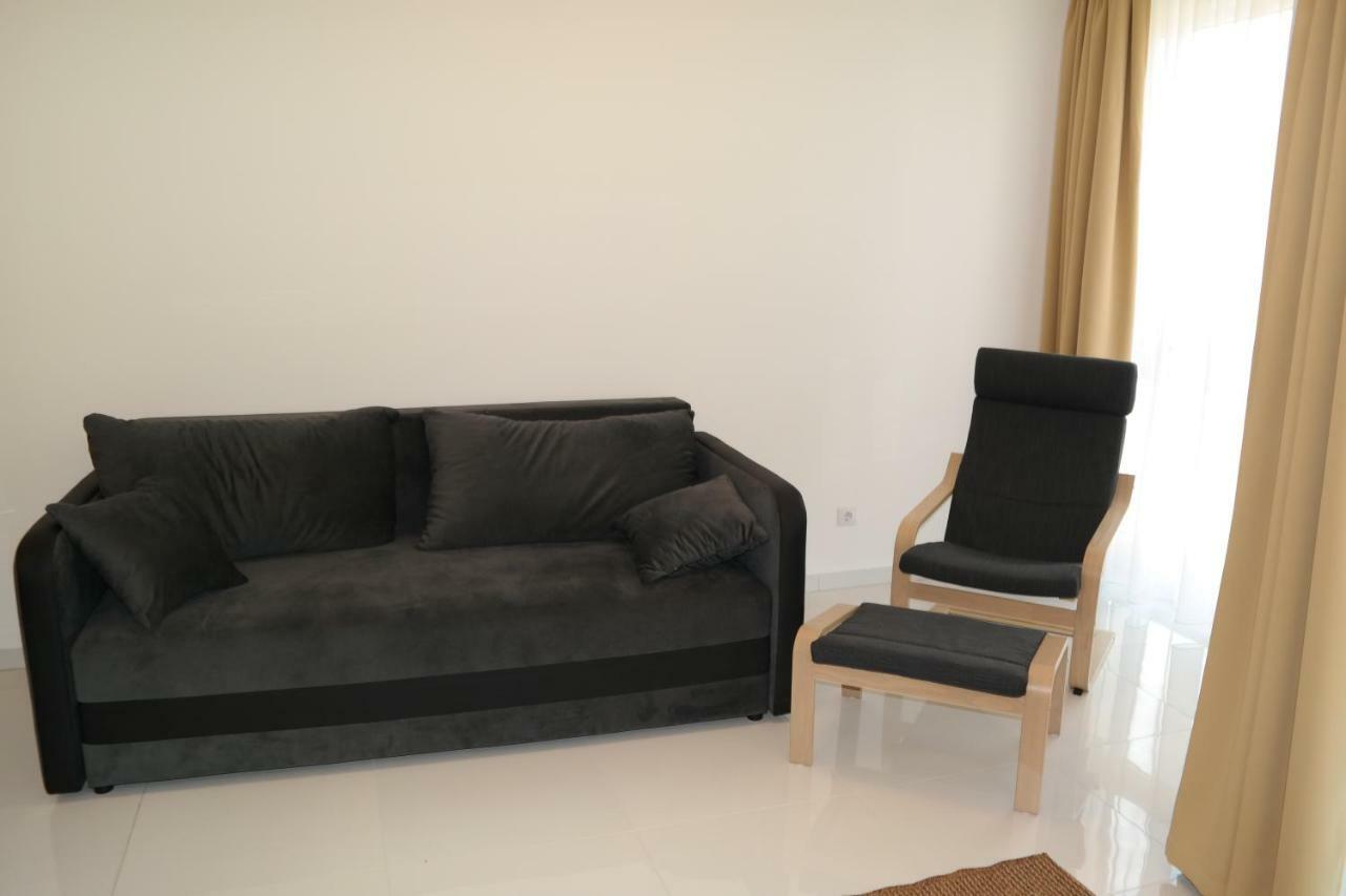 Holiday Apartman With Free Parking Gyor Ngoại thất bức ảnh